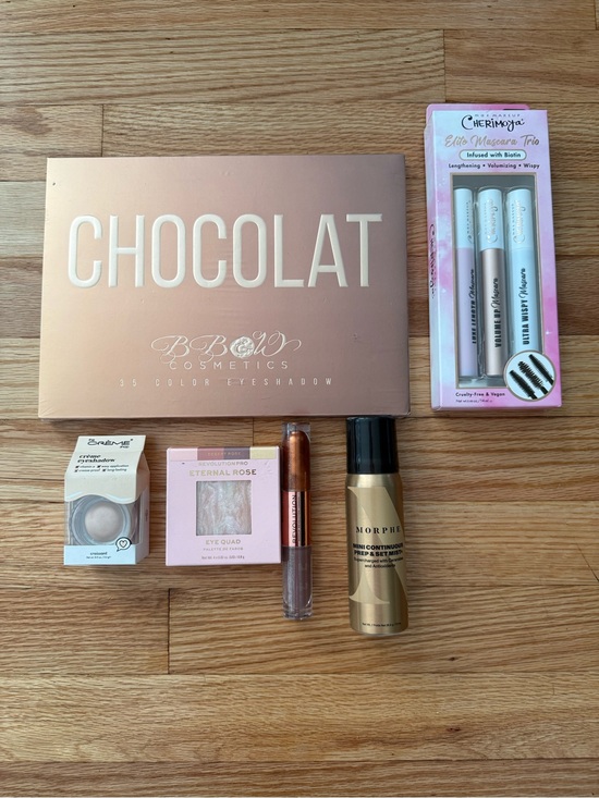 Makeup Bundle Other - Makeup Bundle 6 items New in Package